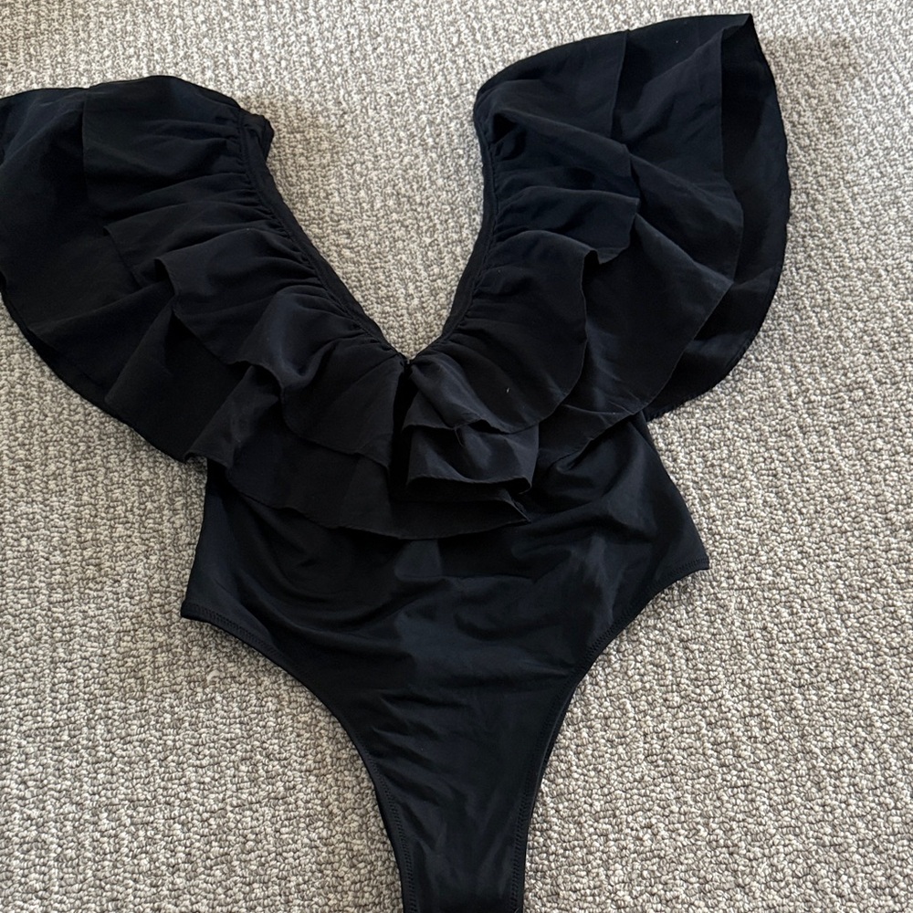 Zara Black Ruffles Swimsuit Swimwear one Piece Suit Beach Pool L